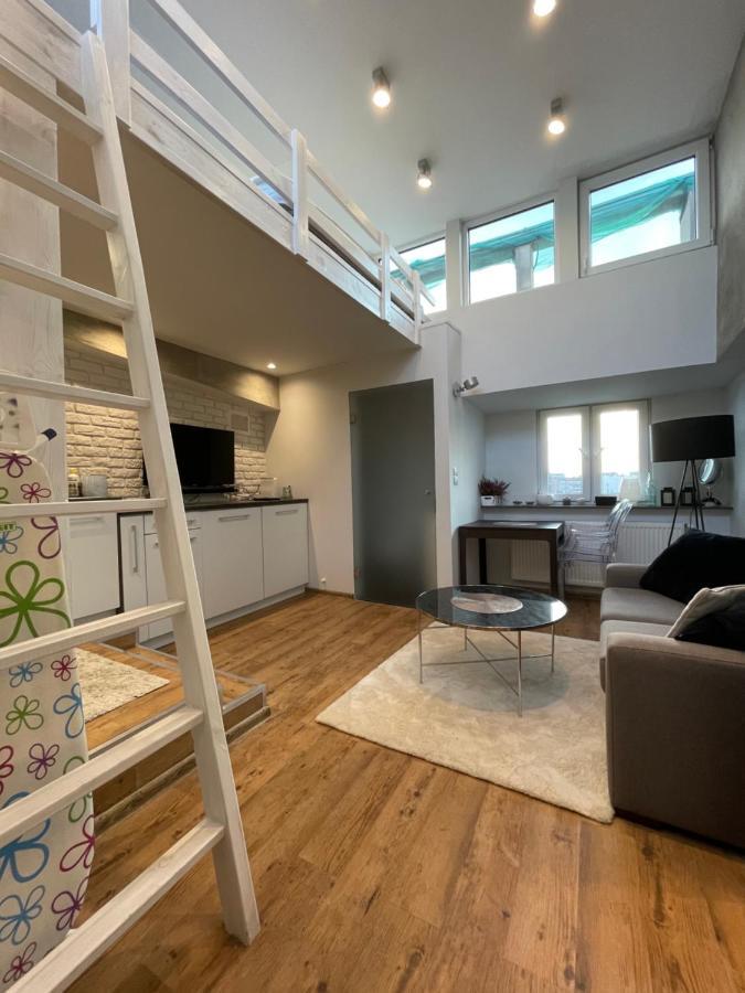 Warynskiego 9 - Piekna Panorama Miasta - Smart Tv 42 Cale - Wifi - Ekspres Kapsulkowy - W Pelni Wyposazona Kuchnia Варшава Екстериор снимка